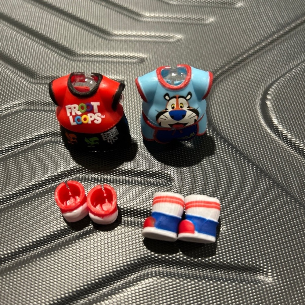 Froot Loops Miniature Outfits and Shoes lol surprise doll outfit set of 2